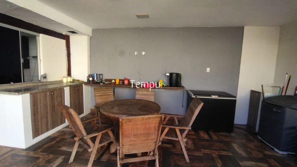 Casa, 4 quartos, 282 m² - Foto 1