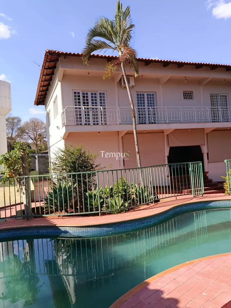 Sobrado, 4 quartos, 1300 m² - Foto 1