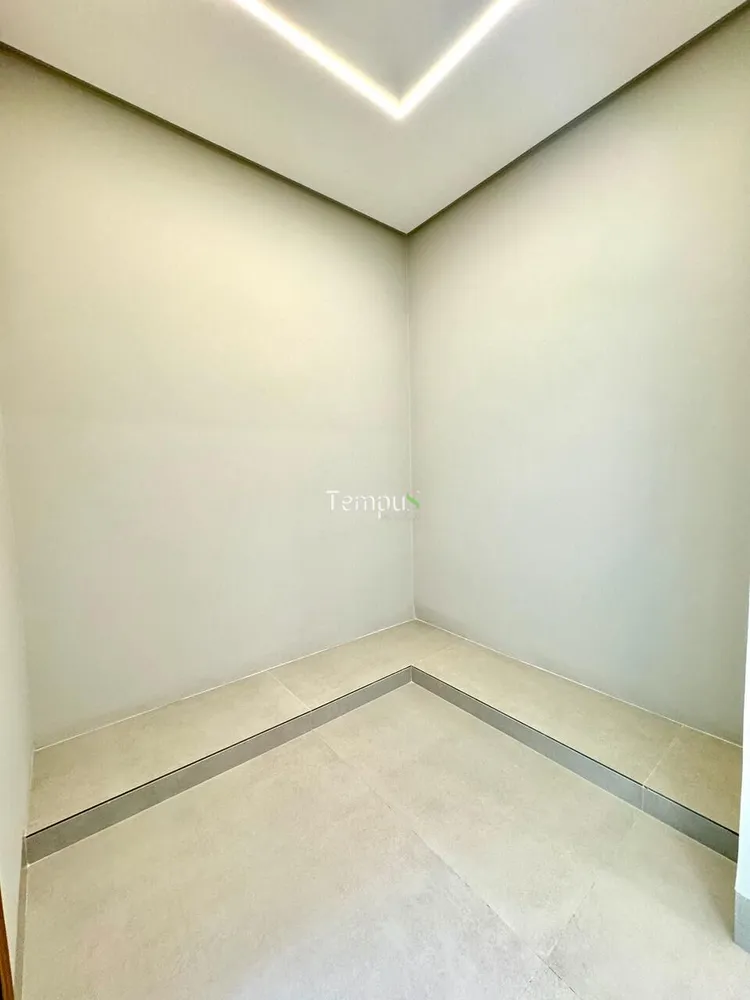Casa, 3 quartos, 241 m² - Foto 9