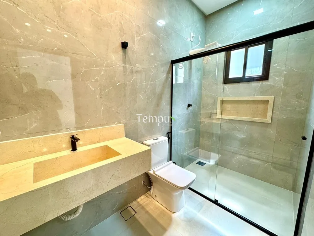 Casa, 3 quartos, 241 m² - Foto 13