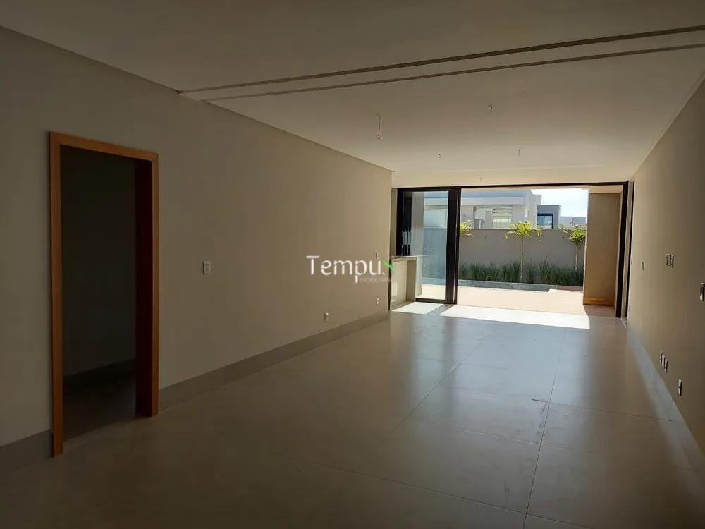 Casa, 4 quartos, 253 m² - Foto 2