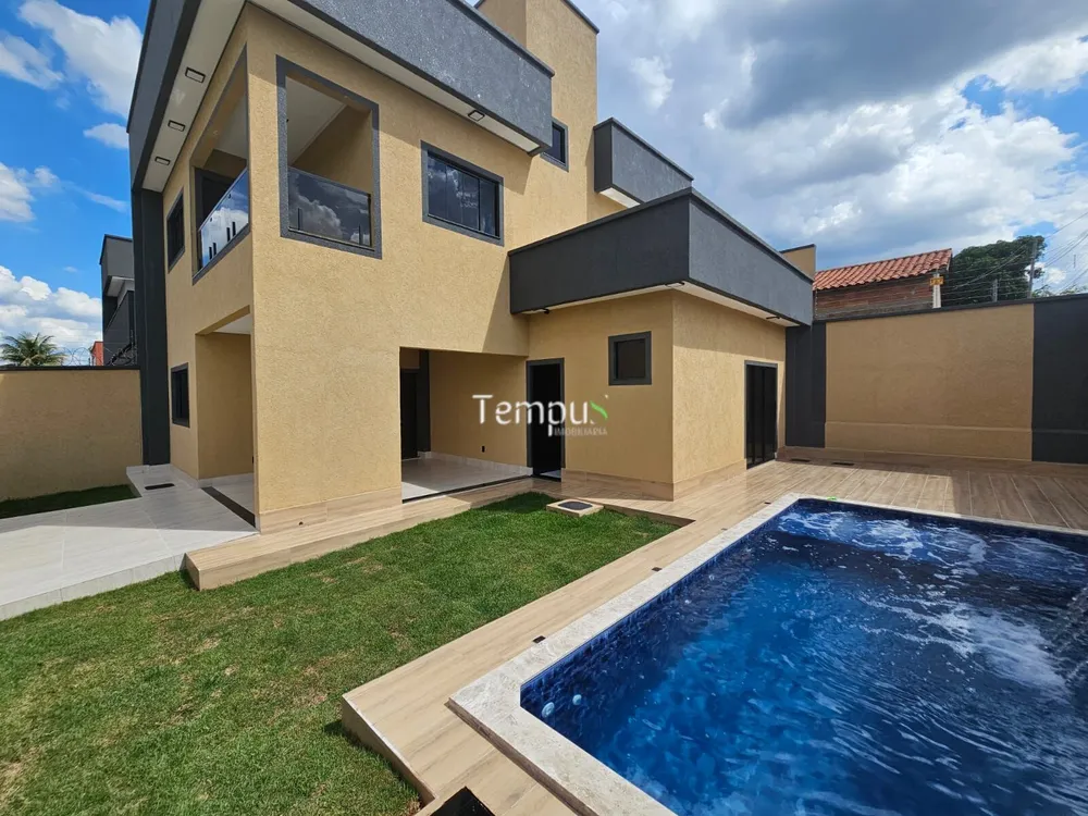 Sobrado, 3 quartos, 230 m² - Foto 1