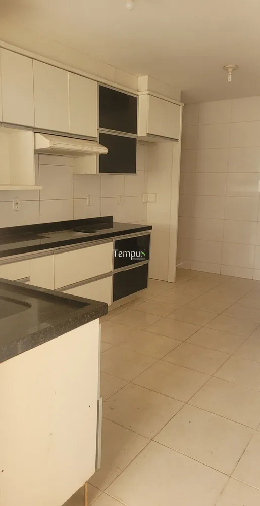Casa, 4 quartos, 304 m² - Foto 2