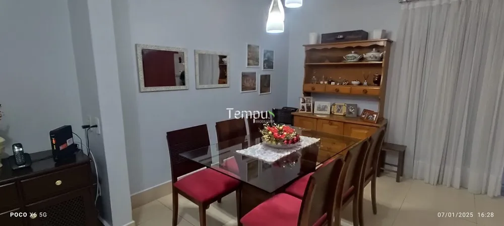 Casa, 5 quartos, 318 m² - Foto 3