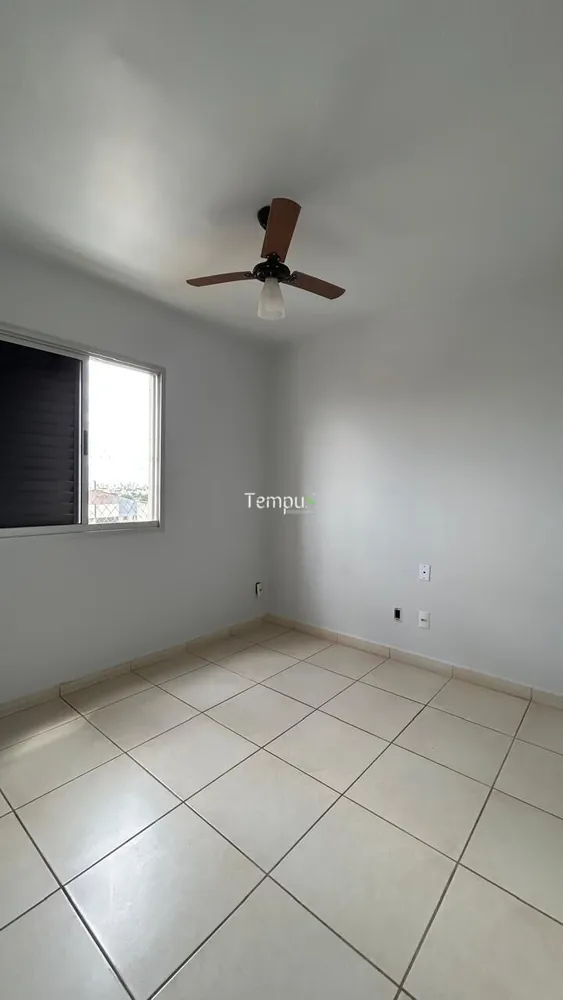 Apartamento, 3 quartos, 76 m² - Foto 2