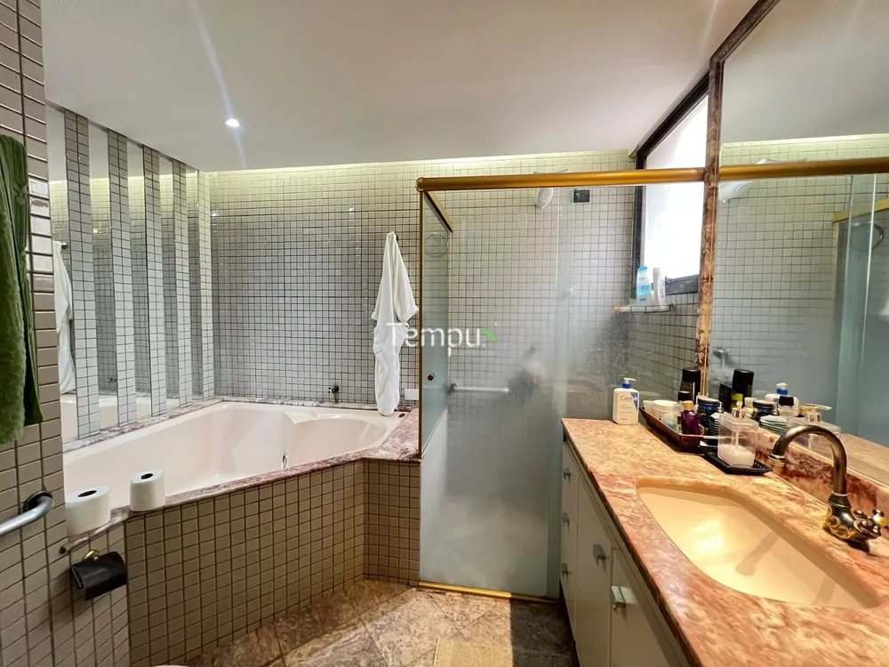 Apartamento, 4 quartos, 218 m² - Foto 7