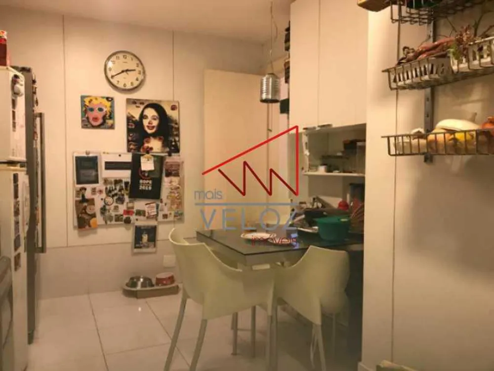 Apartamento, 3 quartos, 210 m² - Foto 11