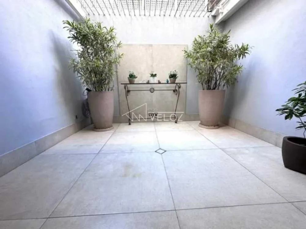 Apartamento, 3 quartos, 219 m² - Foto 1