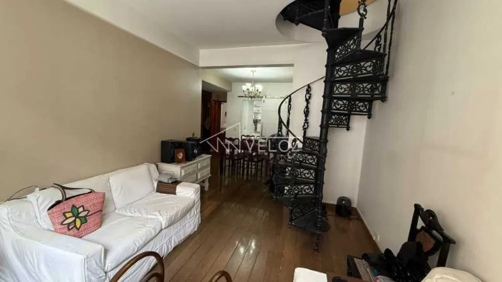 Cobertura, 3 quartos, 242 m² - Foto 1