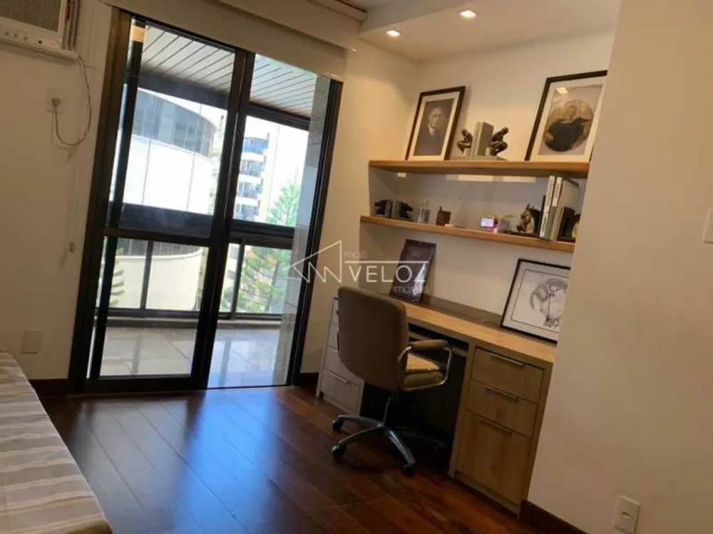 Apartamento, 3 quartos, 235 m² - Foto 1
