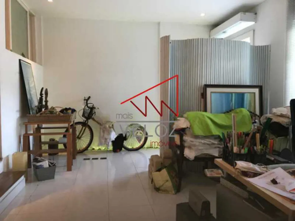 Apartamento, 3 quartos, 210 m² - Foto 1