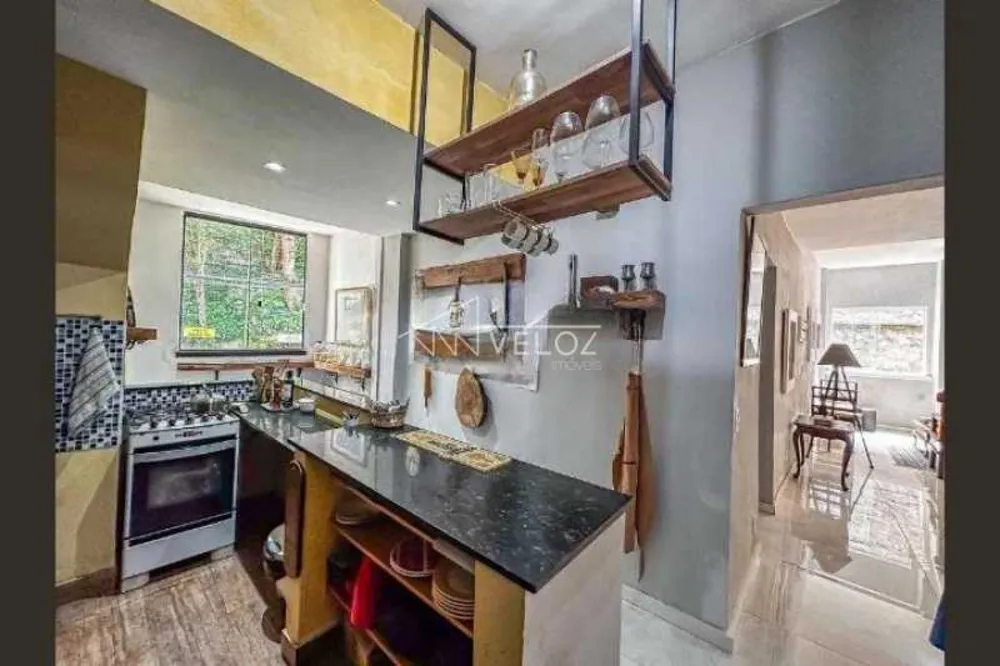 Apartamento, 3 quartos, 250 m² - Foto 1