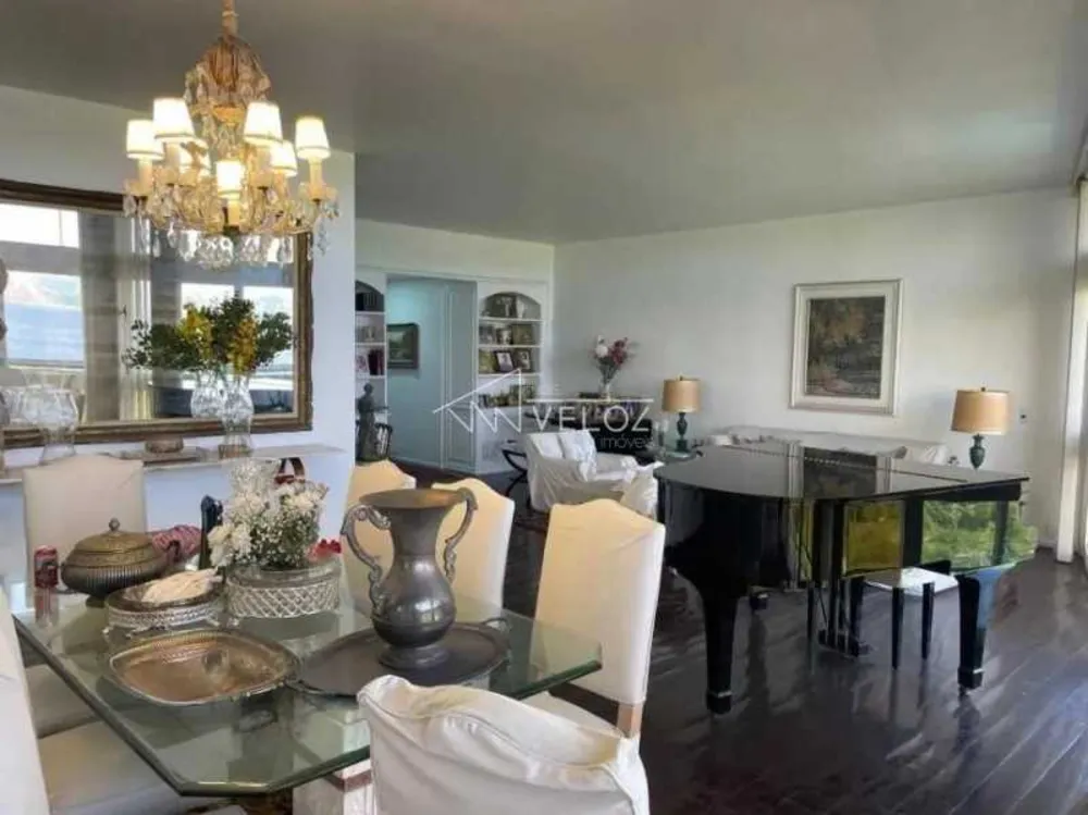Apartamento, 3 quartos, 221 m² - Foto 2