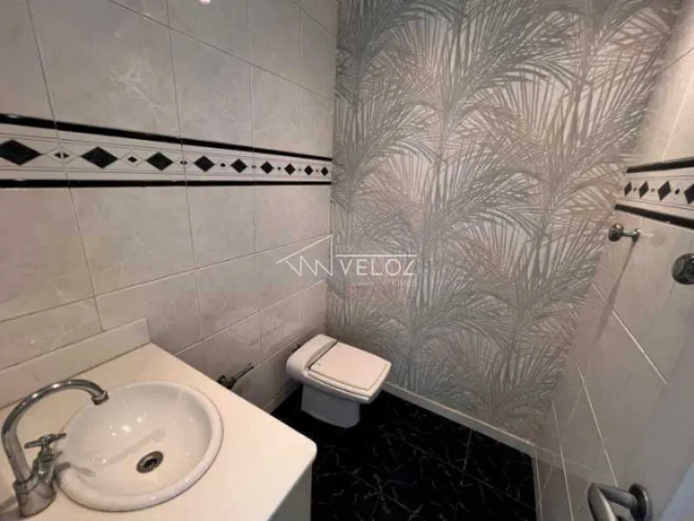 Cobertura, 3 quartos, 222 m² - Foto 1