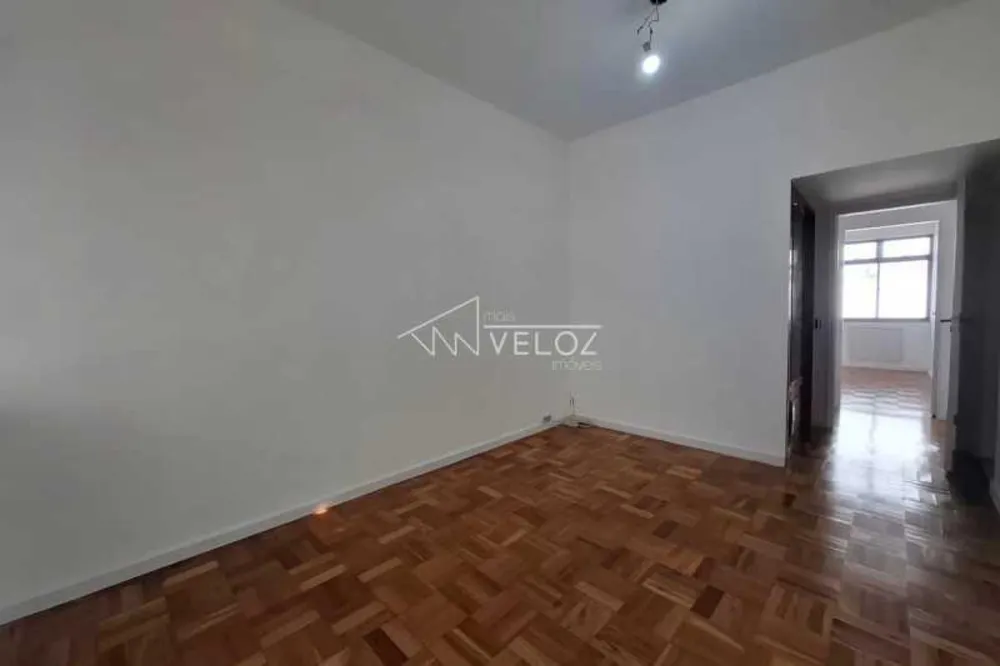 Apartamento, 3 quartos, 140 m² - Foto 2