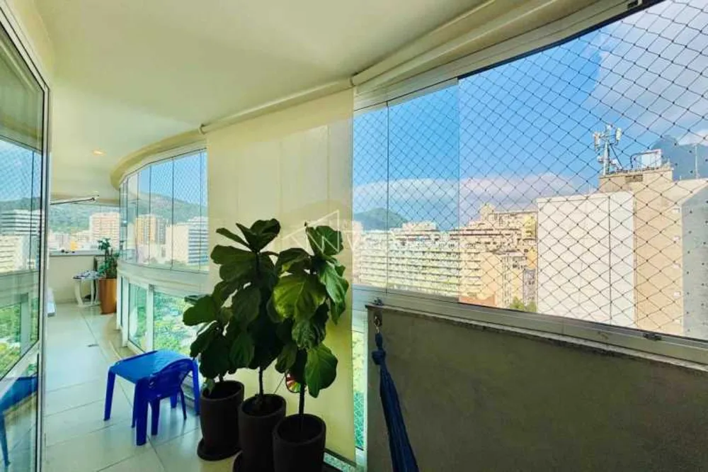 Cobertura, 3 quartos, 205 m² - Foto 1