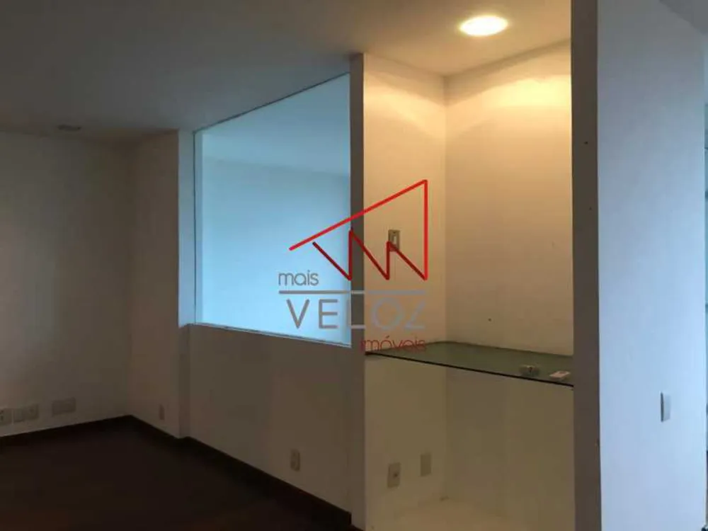 Apartamento, 3 quartos, 215 m² - Foto 1