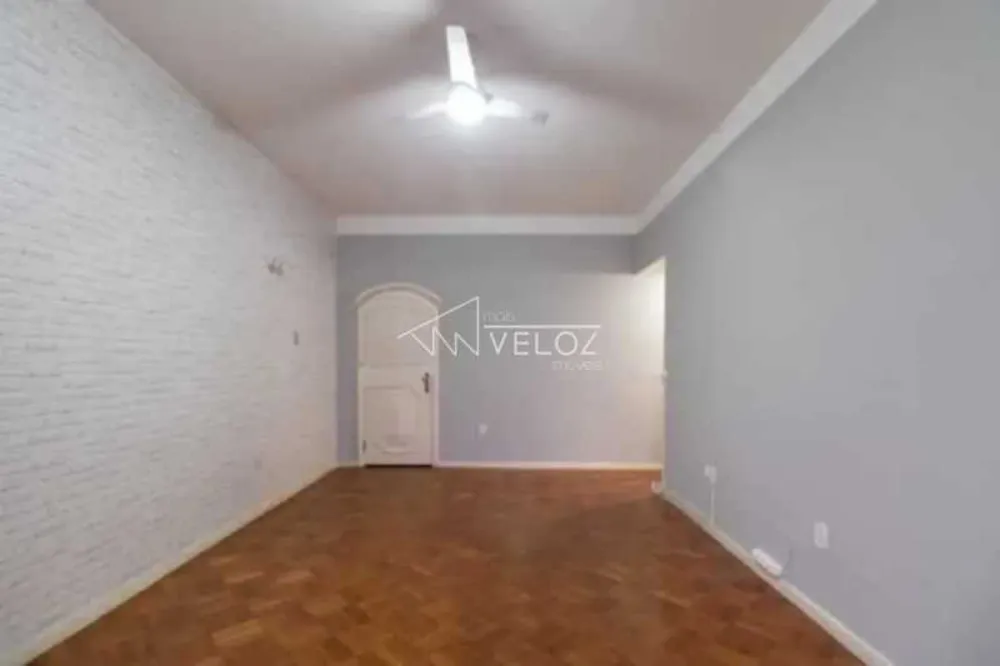 Apartamento, 3 quartos, 131 m² - Foto 2