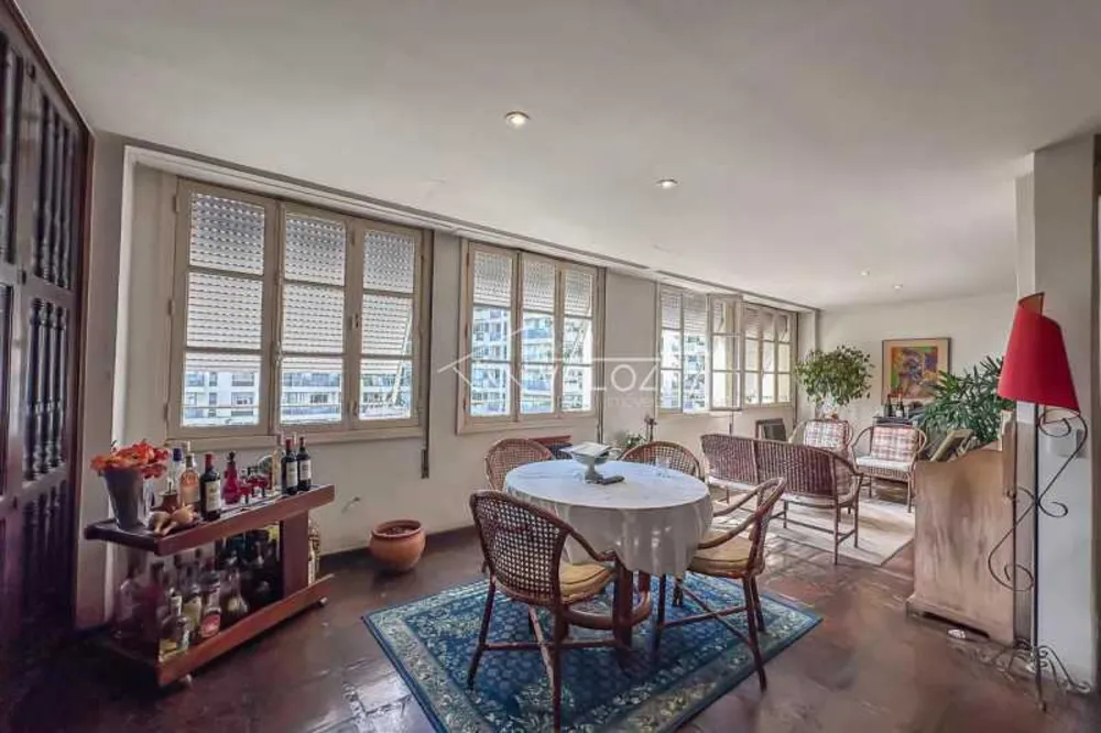 Apartamento, 4 quartos, 224 m² - Foto 1