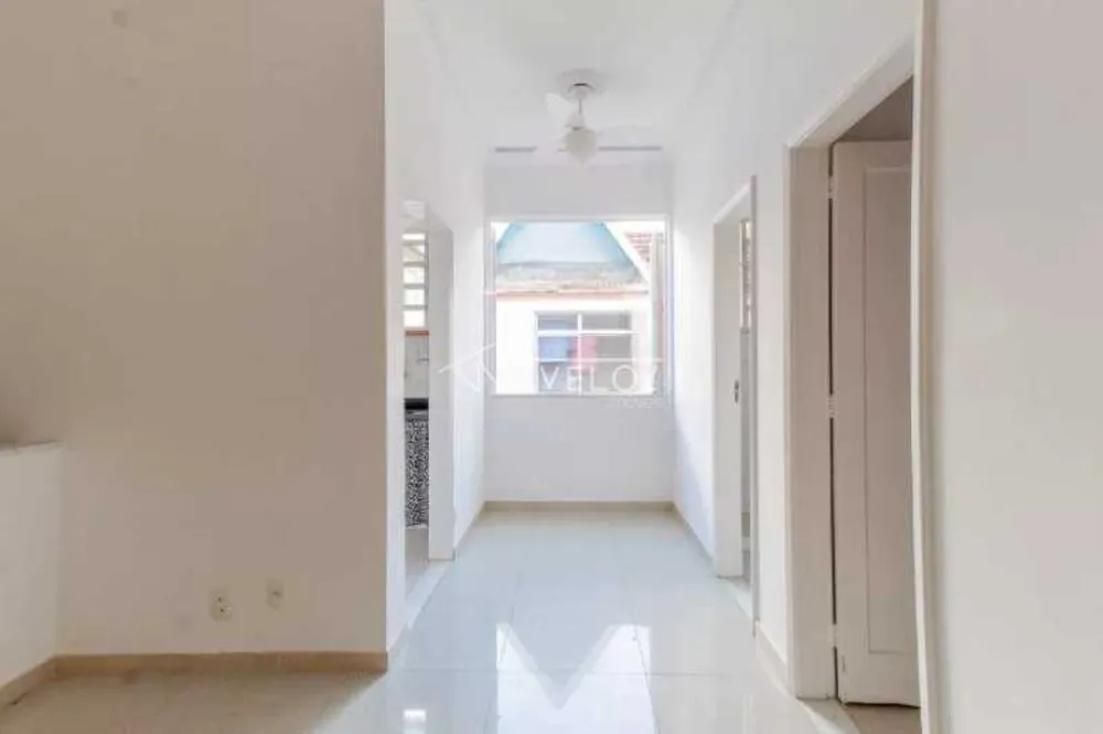 Apartamento, 1 quarto, 42 m² - Foto 3