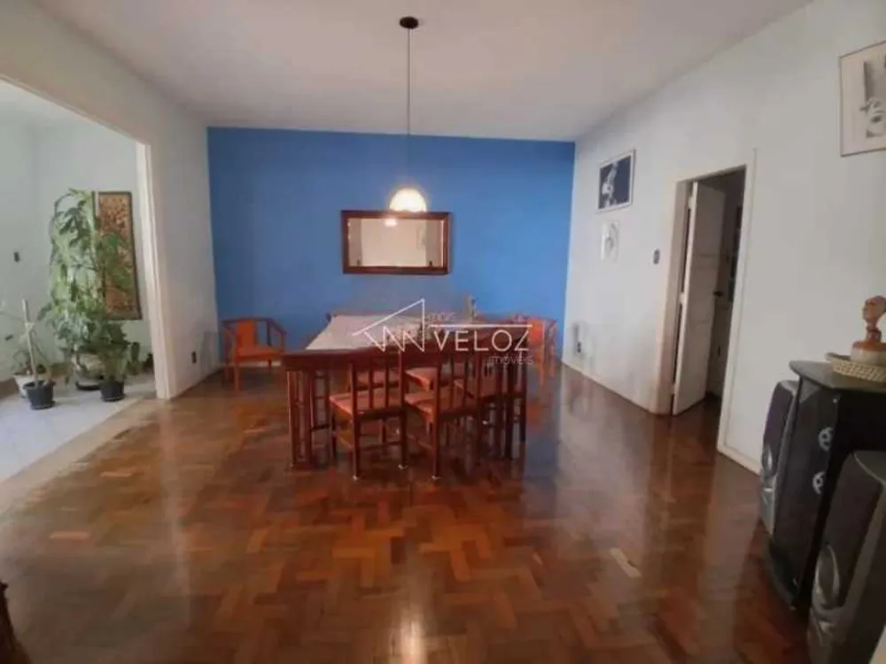 Apartamento, 3 quartos, 216 m² - Foto 1