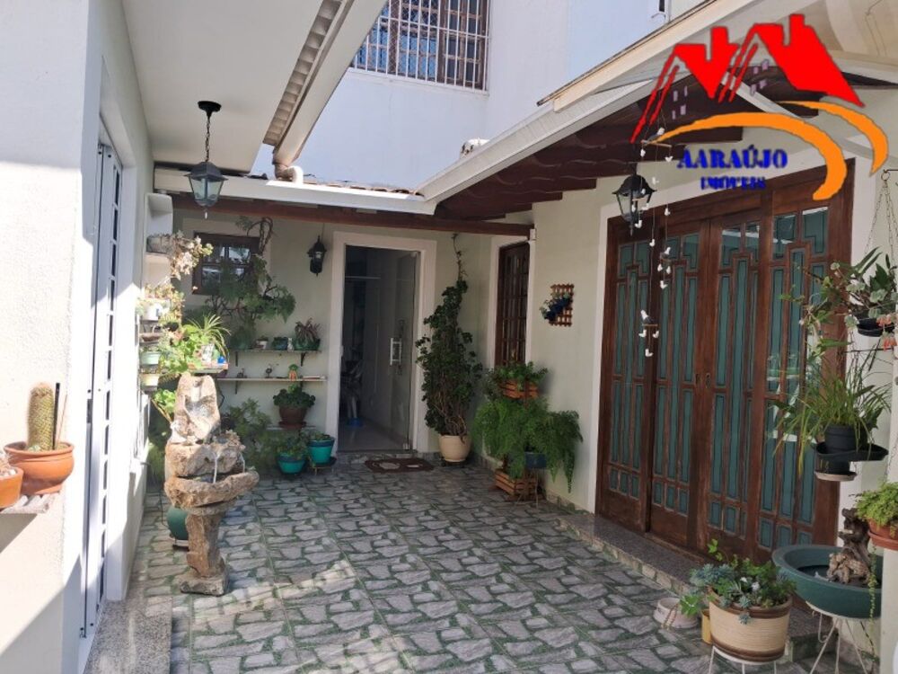 Casa, 4 quartos, 200 m² - Foto 11