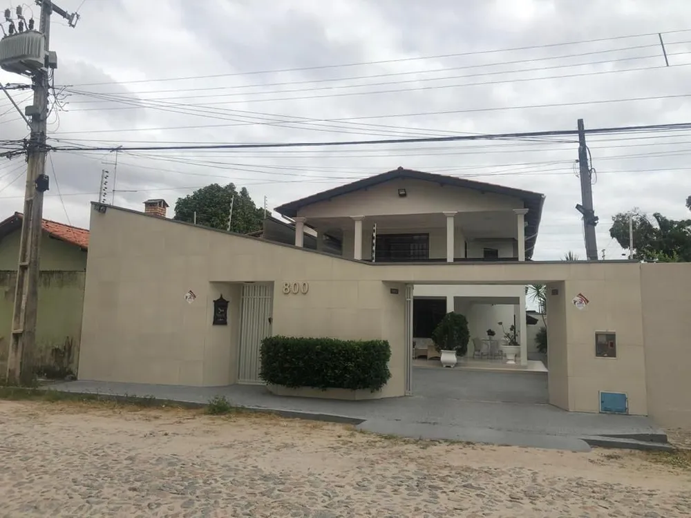 Casa, 4 quartos, 430 m² - Foto 1