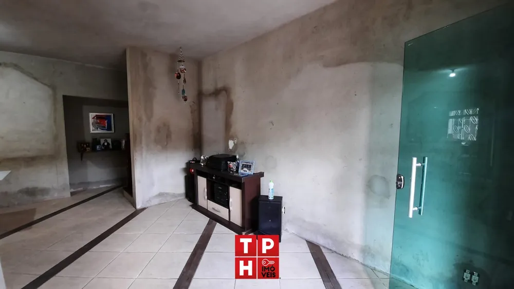 Casa, 3 quartos, 252 m² - Foto 1
