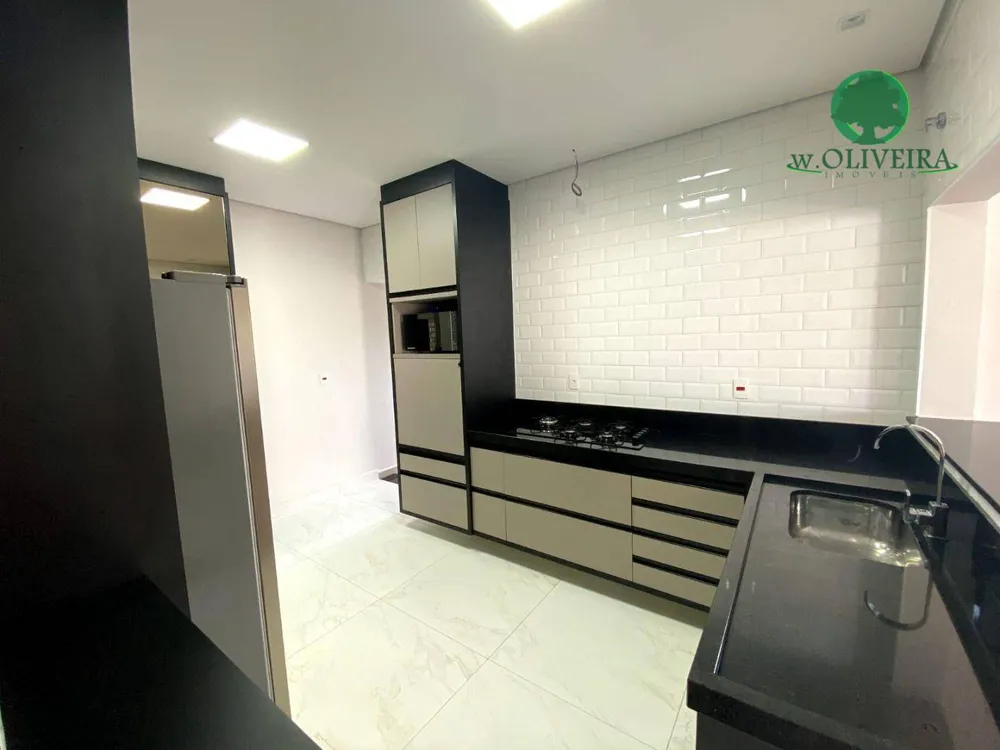 Sobrado, 3 quartos, 255 m² - Foto 1