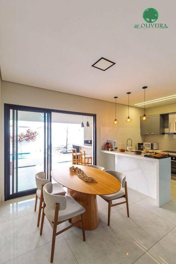 Sobrado, 5 quartos, 280 m² - Foto 4