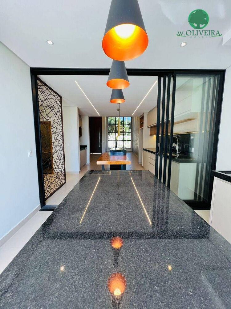 Casa de Condomínio à venda com 3 quartos, 199m² - Foto 3