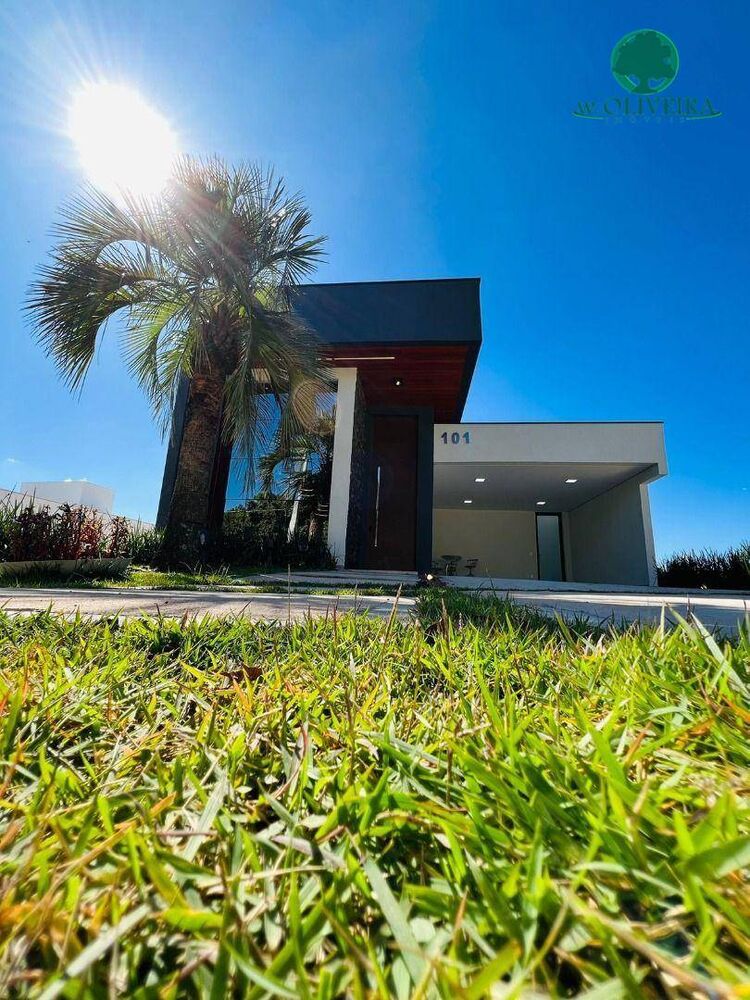 Casa de Condomínio à venda com 3 quartos, 199m² - Foto 1