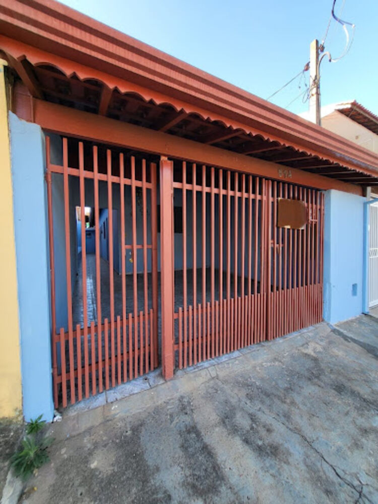 Casa à venda com 2 quartos, 101m² - Foto 1