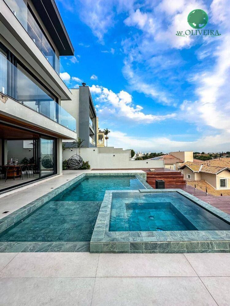 Sobrado, 4 quartos, 410 m² - Foto 1