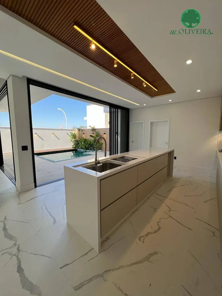 Sobrado, 4 quartos, 287 m² - Foto 4