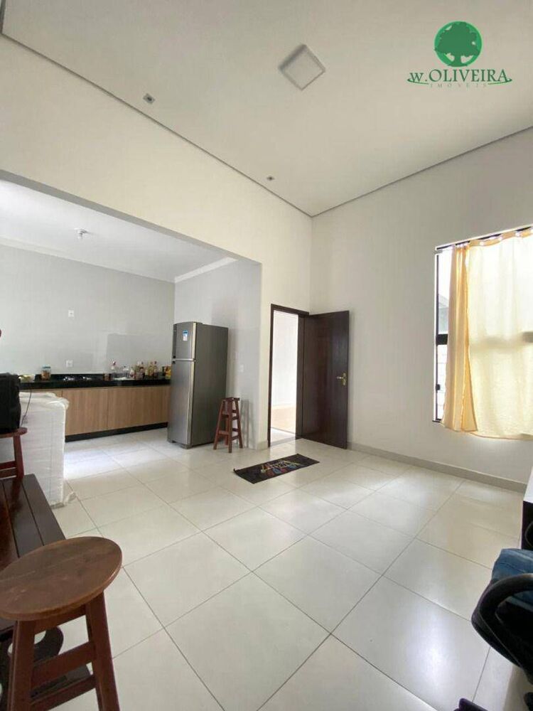 Casa à venda com 3 quartos, 105m² - Foto 2