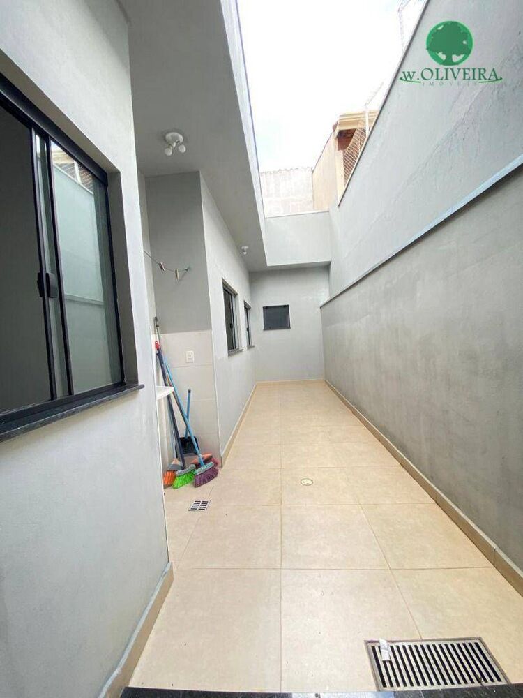 Casa à venda com 3 quartos, 105m² - Foto 7