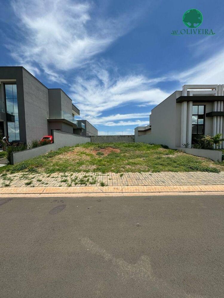 Loteamento e Condomínio, 337 m² - Foto 1