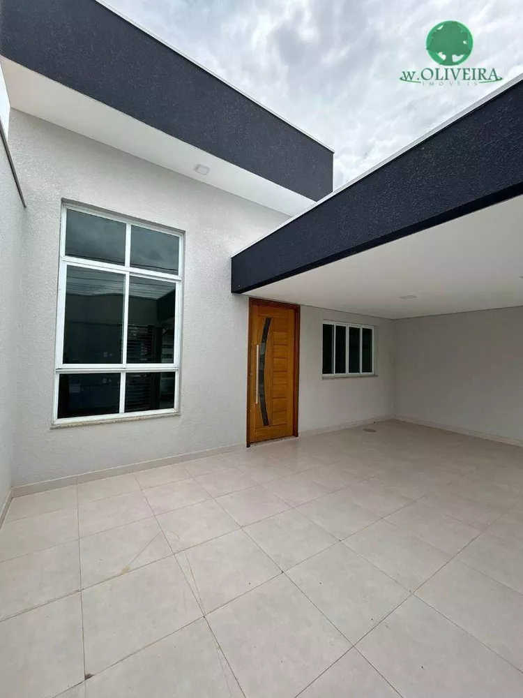 Casa à venda com 3 quartos, 92m² - Foto 1