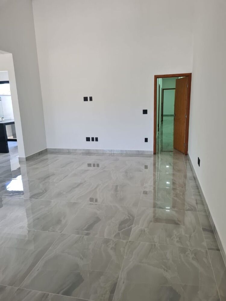 Casa de Condomínio à venda com 3 quartos, 166m² - Foto 1