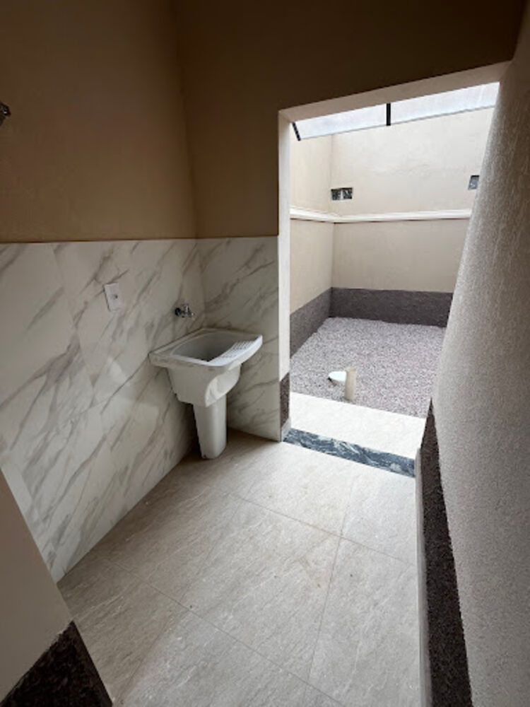 Casa, 3 quartos, 128 m² - Foto 2