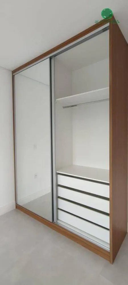 Sobrado, 3 quartos, 198 m² - Foto 1