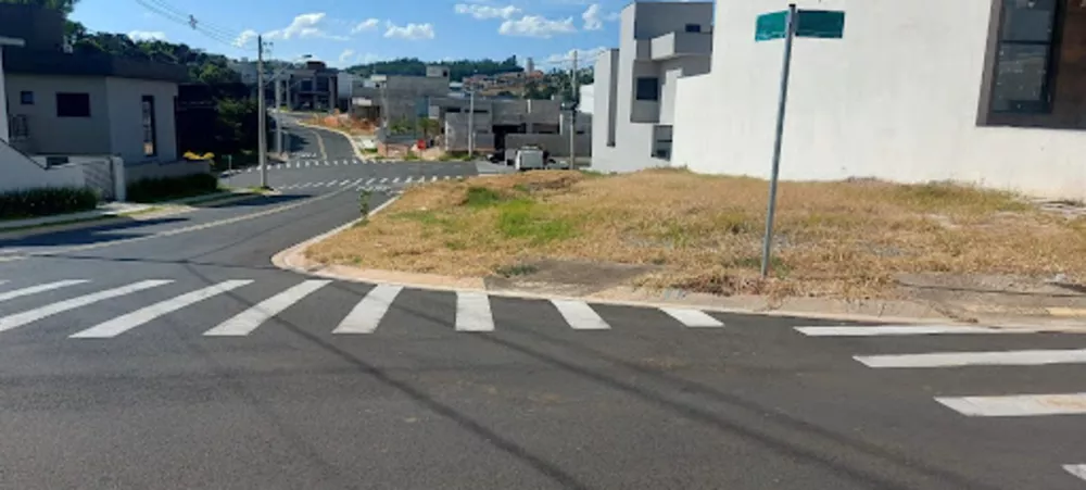 Loteamento e Condomínio, 211 m² - Foto 1