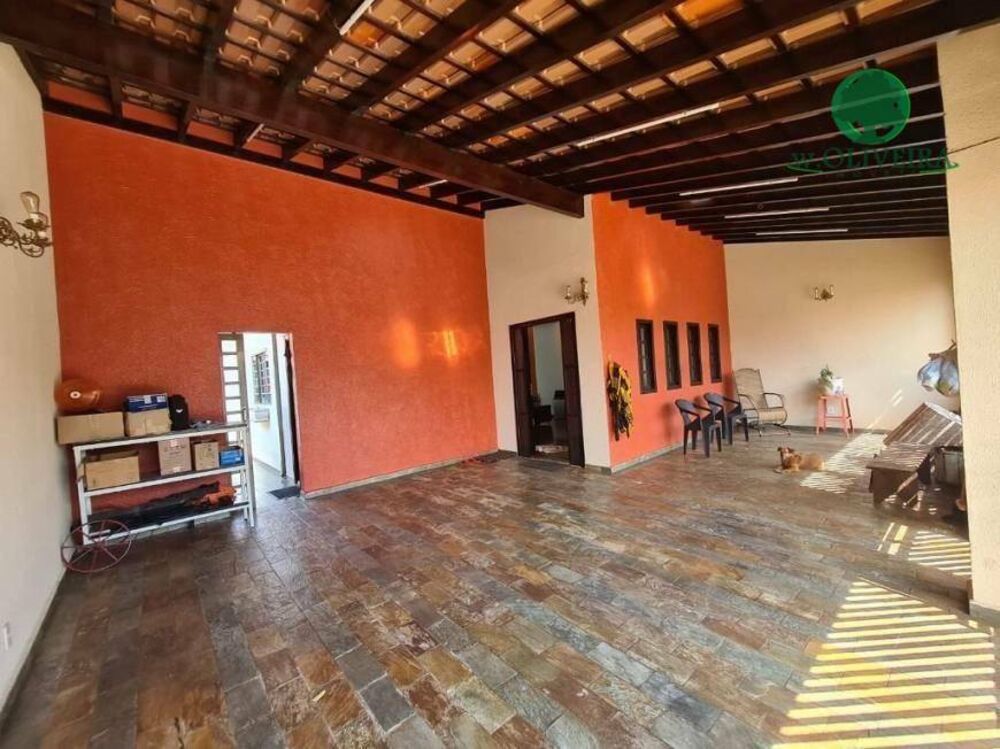 Casa, 2 quartos, 160 m² - Foto 1