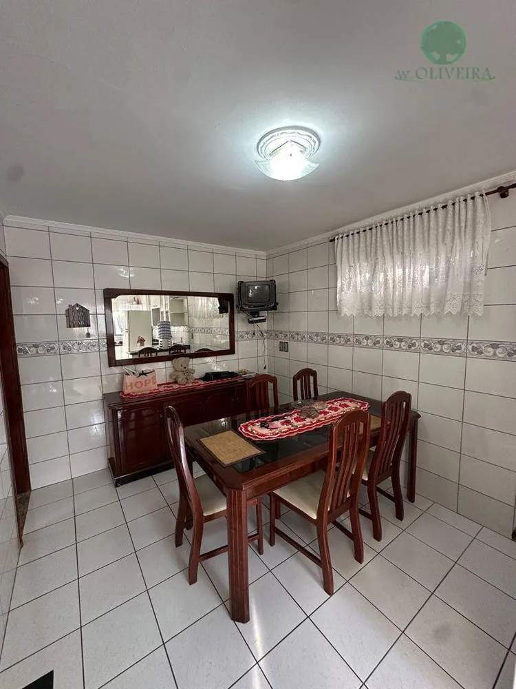 Casa, 3 quartos, 180 m² - Foto 3