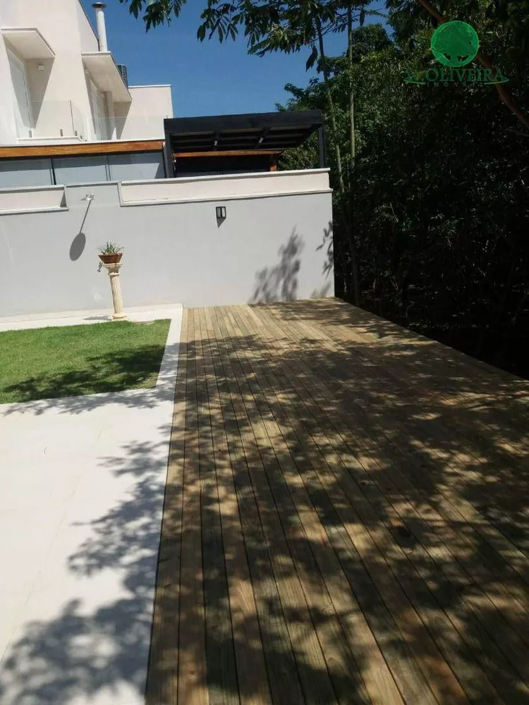 Sobrado à venda com 3 quartos, 190m² - Foto 2