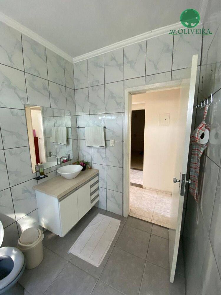 Casa, 3 quartos, 203 m² - Foto 4