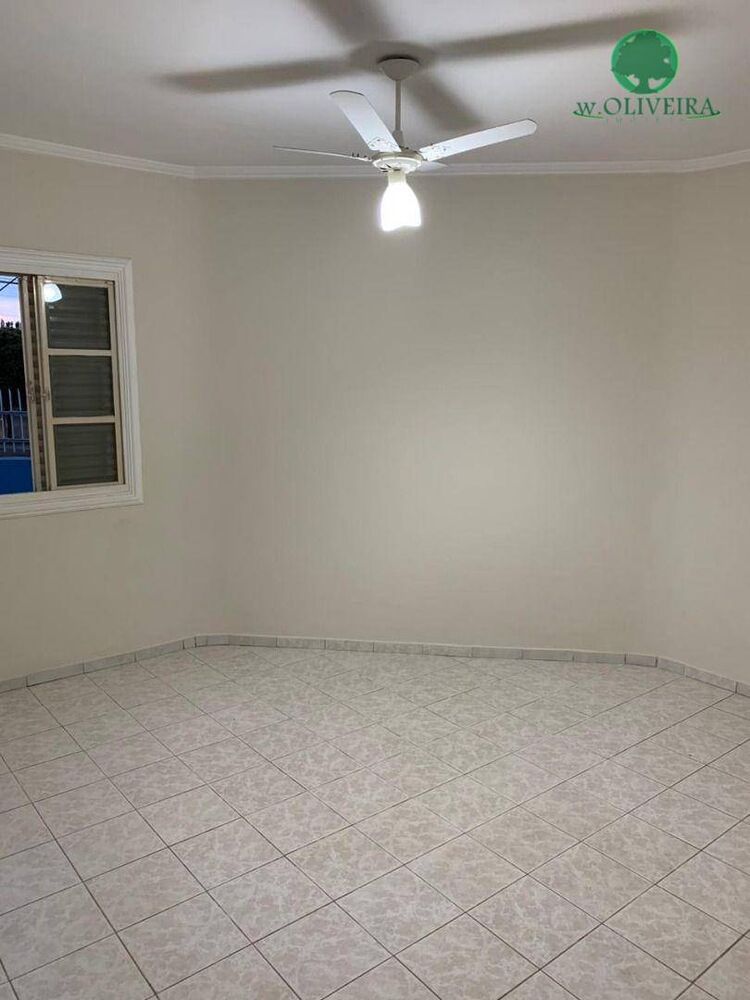 Casa, 3 quartos, 203 m² - Foto 2