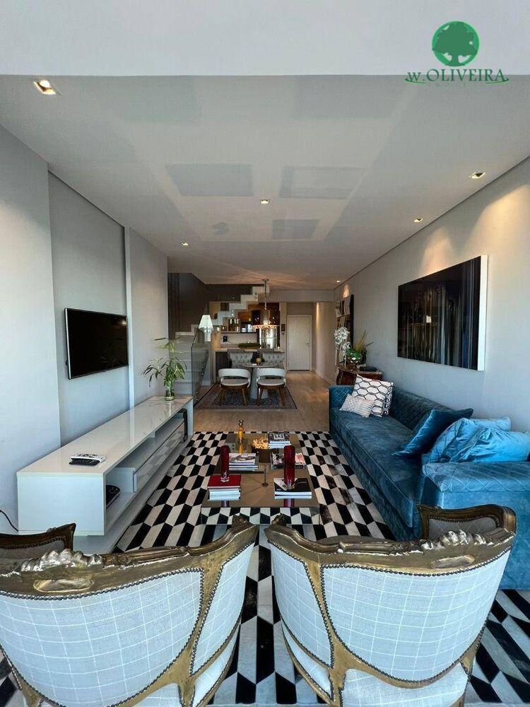 Cobertura, 3 quartos, 211 m² - Foto 1