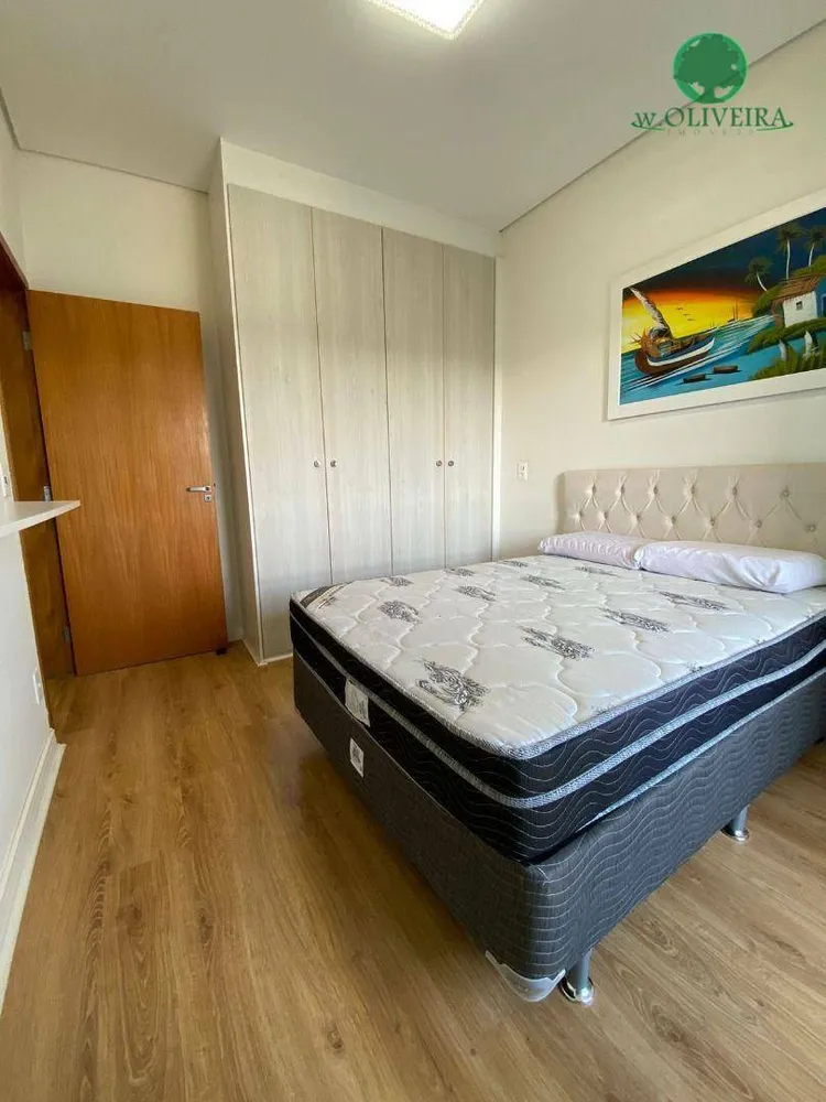 Sobrado, 3 quartos, 248 m² - Foto 2